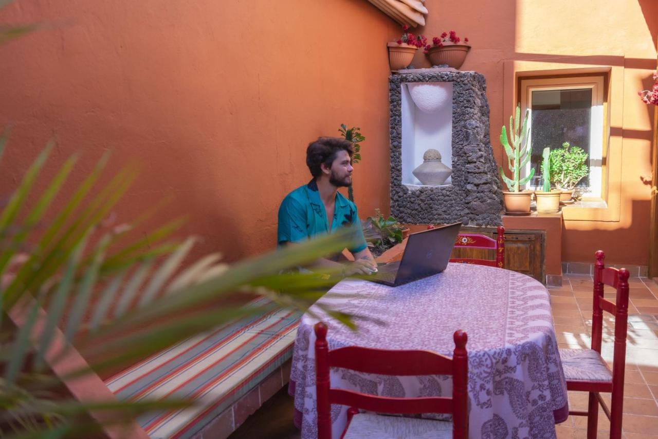 Cactus Coliving & Coworking Bed & Breakfast Arona  Luaran gambar